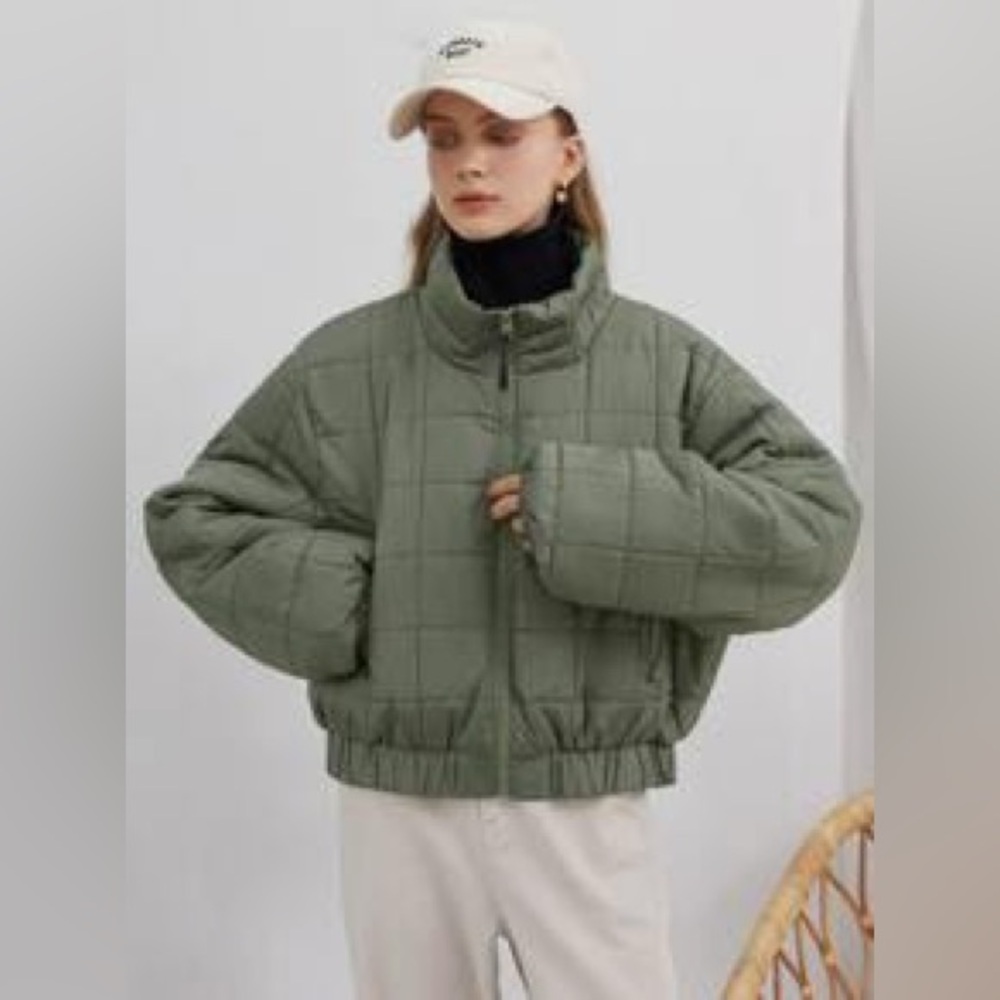 SHEIN - Olive Green Puffer Jacket/Bomber - 
Size XS/US 2